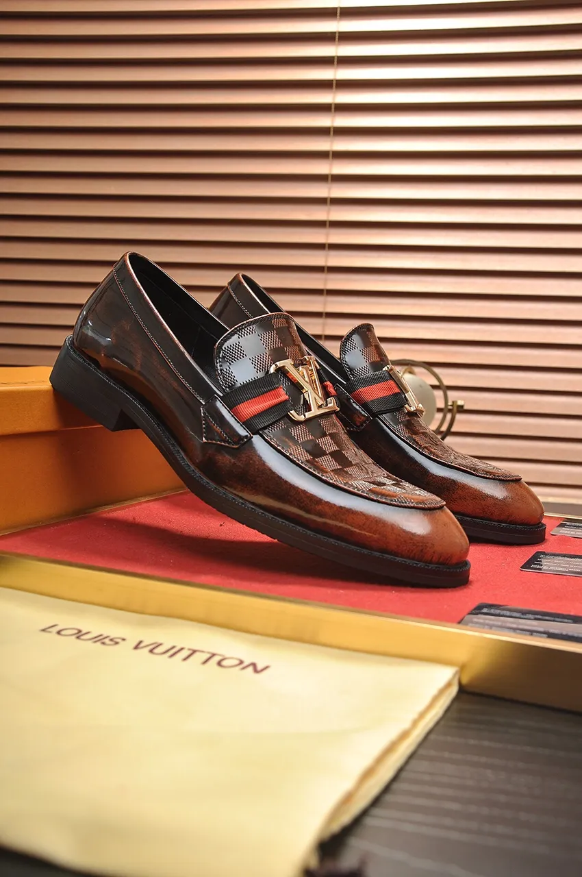 Men's shoes💰460💶【LOUIS VUITTON】(sheepskin lining) new cowhide LV formal shoes🎩🎩❗️🆘made one to one at the counter🎩original quality, imported cowhide upper➕full sheepskin lining➕original rubber outsole, {high quality visible}👣Size: 38-45 (45 custom-made)
